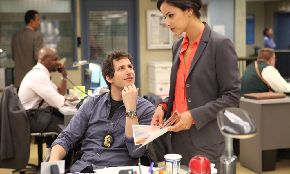 Brooklyn Nine-Nine (S1E1)