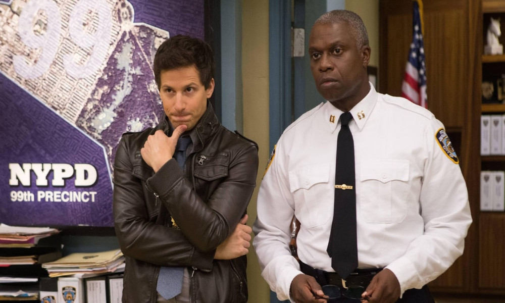 Brooklyn Nine-Nine (S1E7)