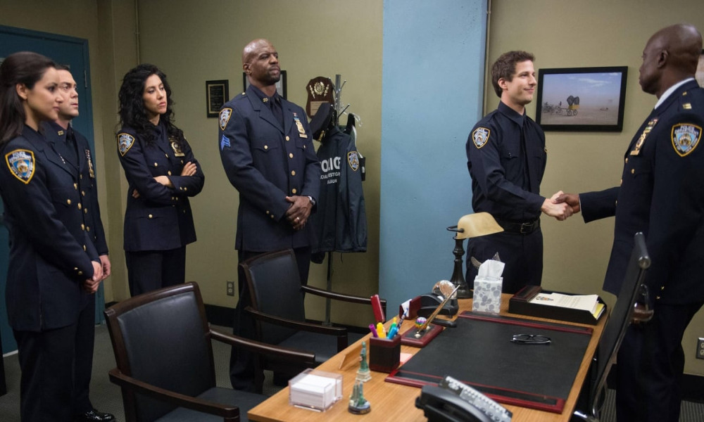 Brooklyn Nine-Nine (S1E22)