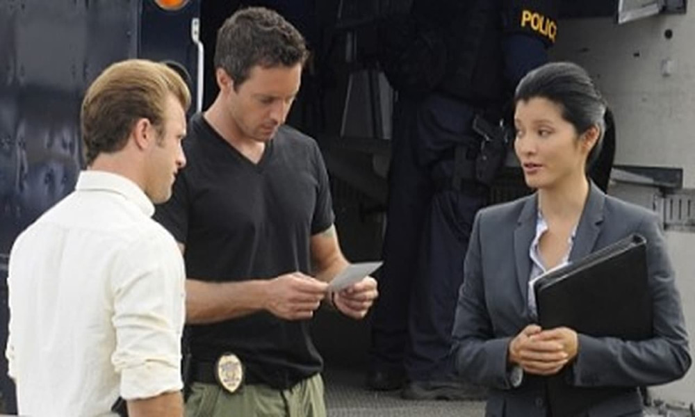 Hawaii Five-0 (S1E7)